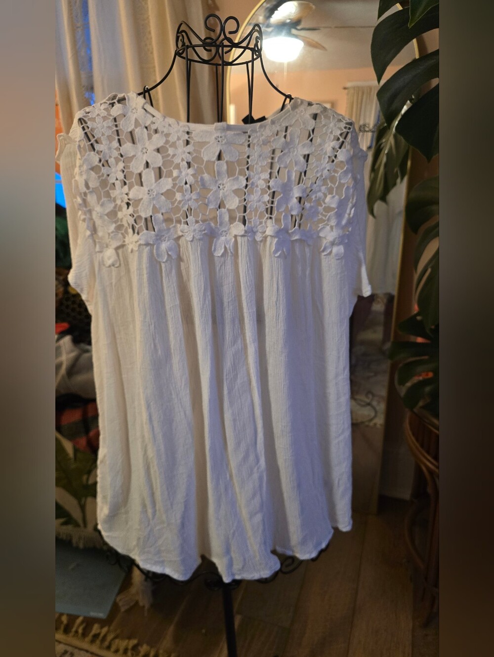 Torrid White Floral Crochet Lace Yoke Babydoll Gauze Blouse Top 1 / 1X
